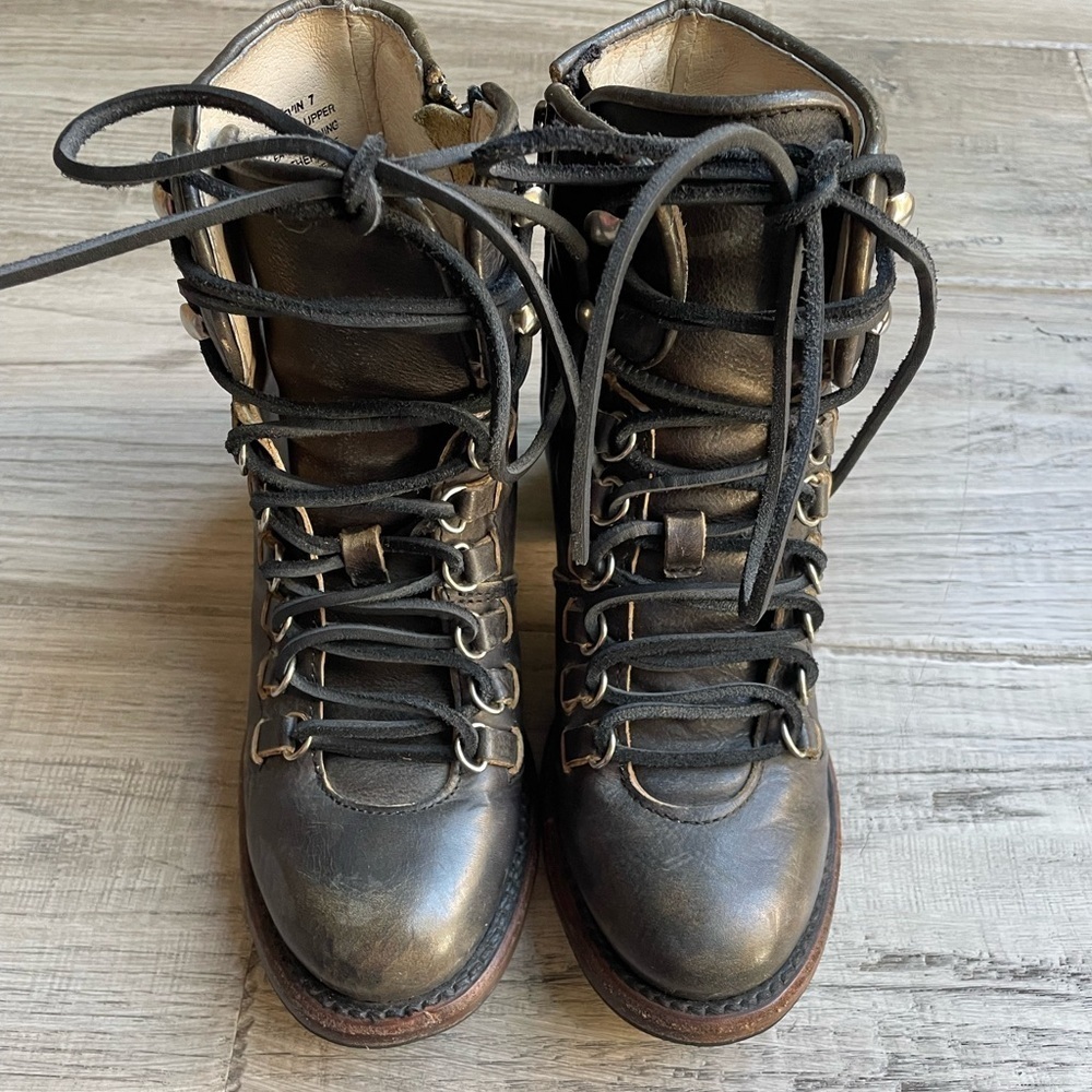 Freebird Rare Devin Boots Leather Lace Up Side Zipper Closure Black/Brown SZ 7 - Picture 3 of 16